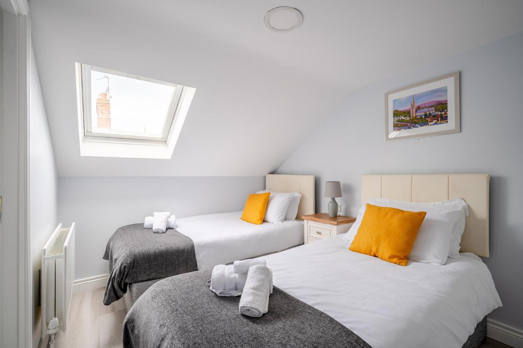 Chamberlain House Hotel Londonderry Room photo